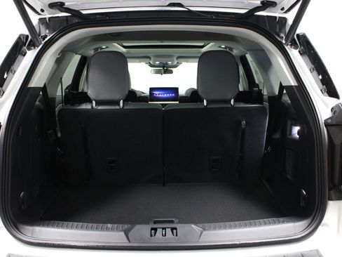 New 2026 Ford Explorer Active w/ Active Comfort Package image 15