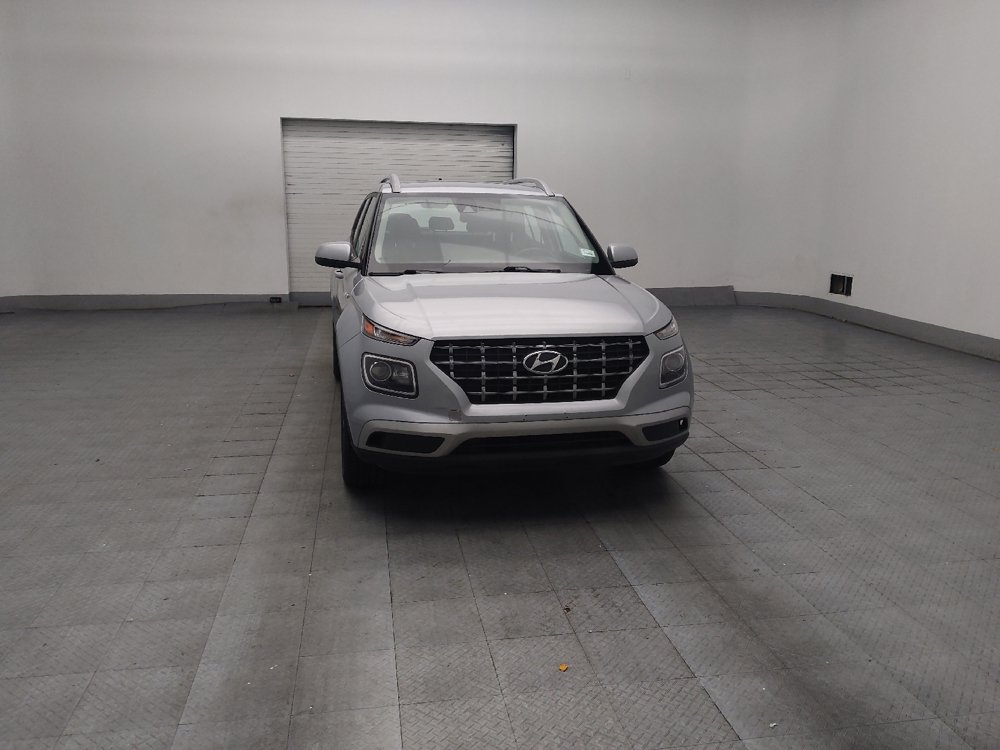 Used 2021 Hyundai Venue SEL FWD image 14