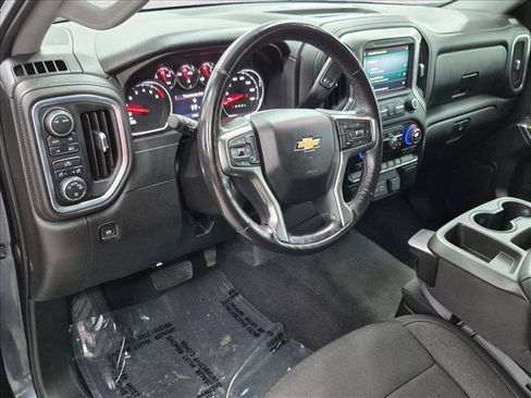 Used 2021 Chevrolet Silverado 1500 LT AWD/4WD image 9