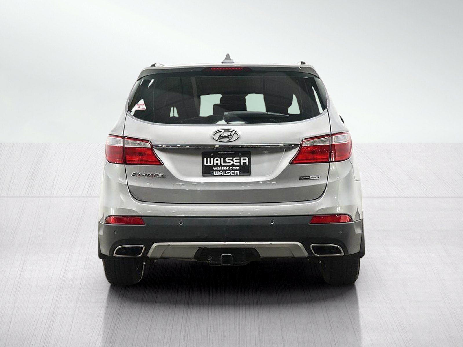 Used 2016 Hyundai Santa Fe SE w/ Option Group 03 AWD/4WD image 4