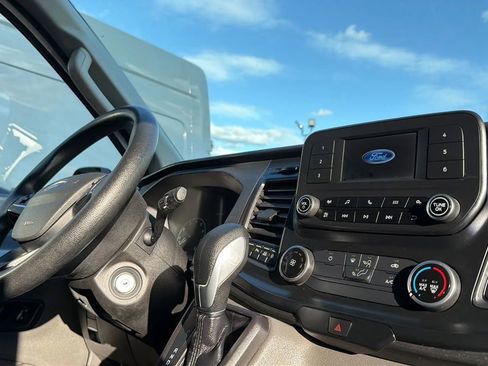 Used 2021 Ford Transit 250 Low Roof RWD image 8