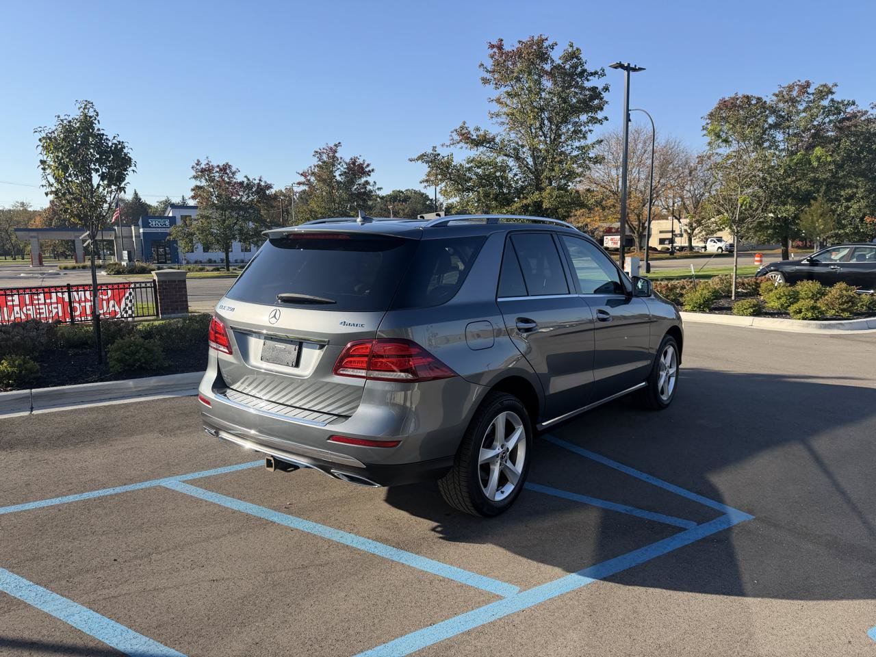 Used 2018 Mercedes-Benz GLE 350 4MATIC image 5