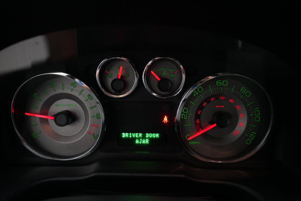 Used 2008 Ford Edge Limited AWD/4WD image 2