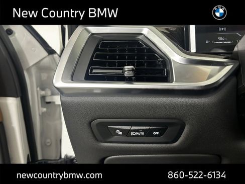 New 2026 BMW X5 xDrive40i w/ Climate Comfort Package image 18