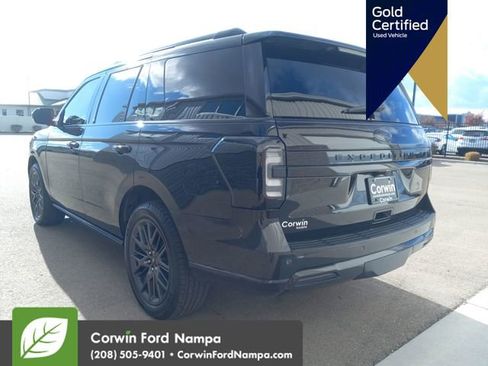 Used 2023 Ford Expedition Platinum image 7