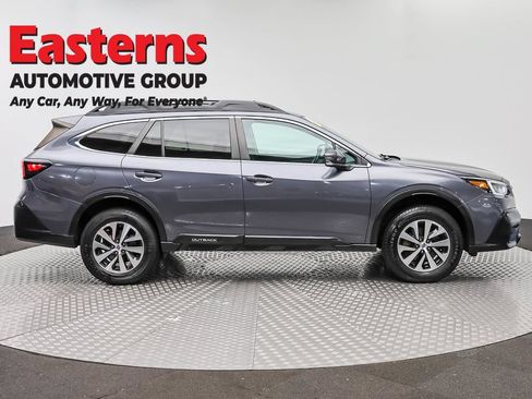 Used 2021 Subaru Outback Premium AWD/4WD image 4