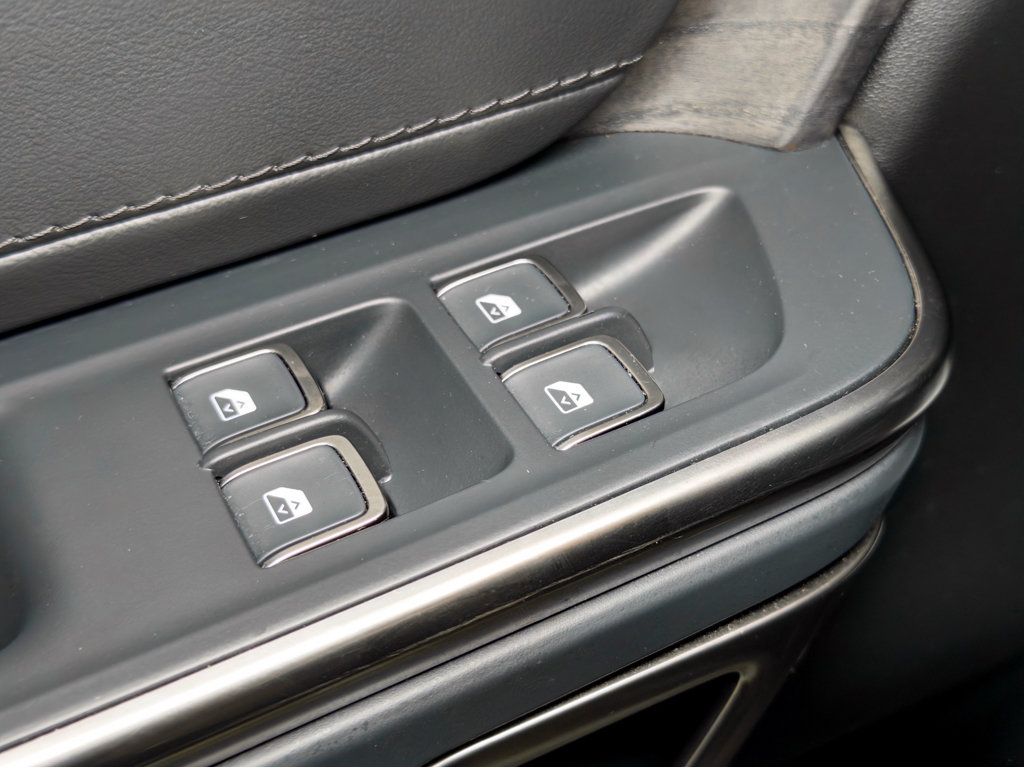 Used 2023 Rivian R1T Launch Edition AWD/4WD image 7