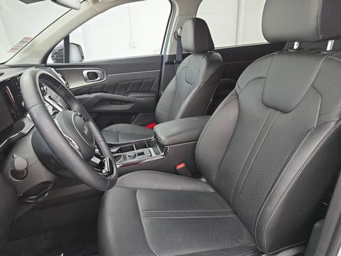 Used 2023 Kia Sorento SX FWD image 16