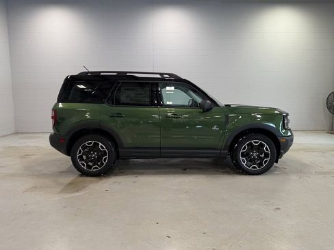 Used 2025 Ford Bronco Sport Outer Banks w/ Outer Banks Tech Package+ image 8