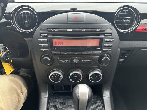 Used 2014 MAZDA MX-5 Miata Club image 20