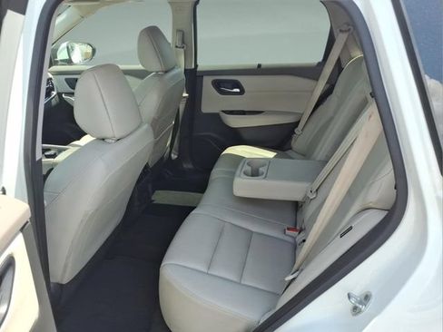 Certified 2023 Nissan Rogue SL w/ SL Premium Package AWD/4WD image 31
