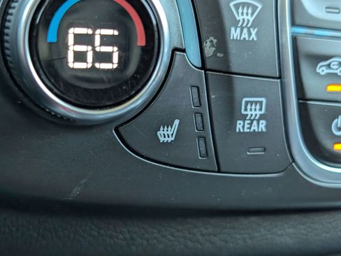 Used 2018 Chevrolet Traverse Premier w/ Driver Confidence II Package image 13