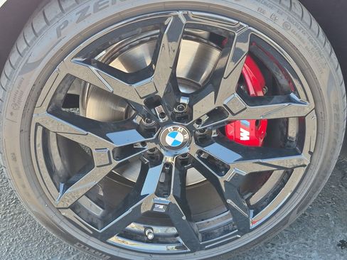 Used 2025 BMW 330i Sedan w/ M Sport Package RWD image 13