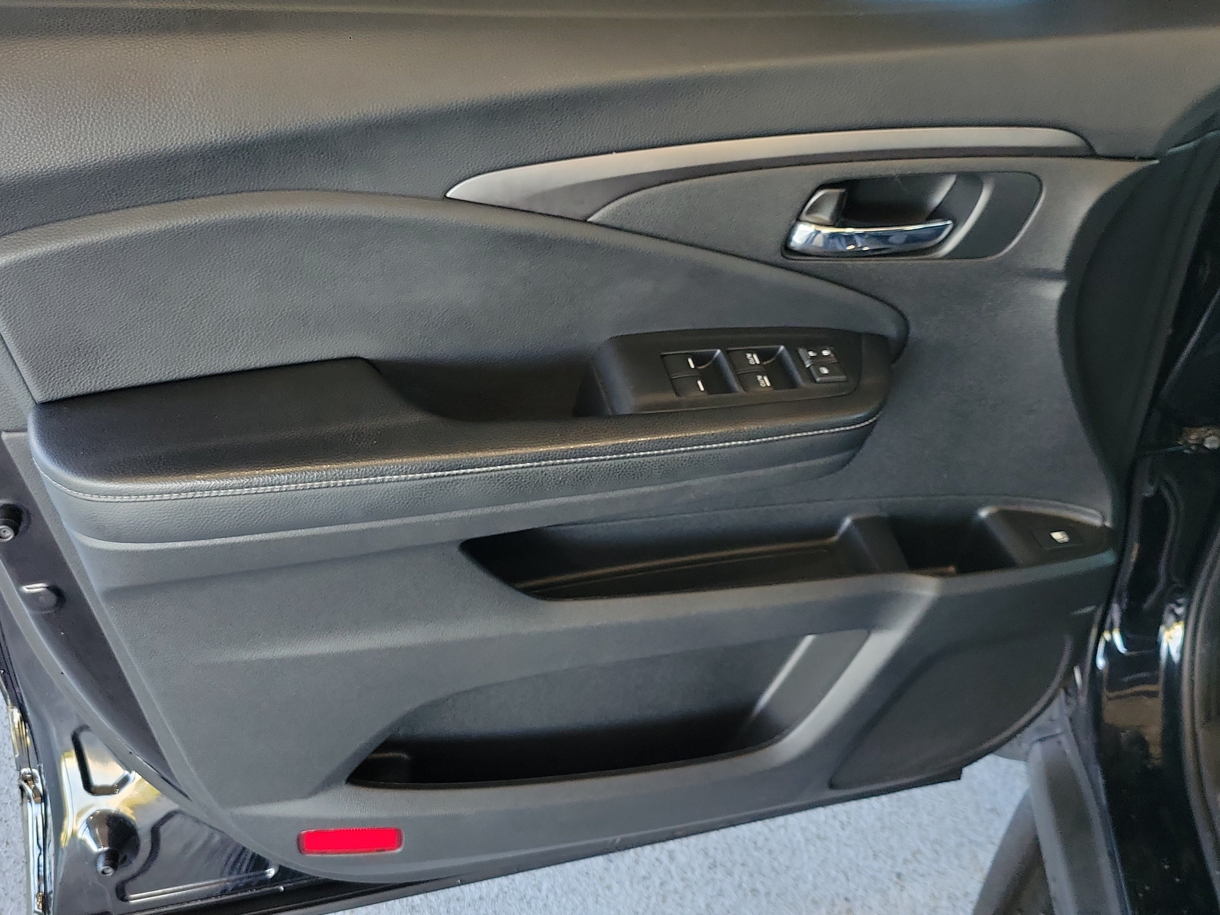 Used 2020 Honda Ridgeline RTL image 15
