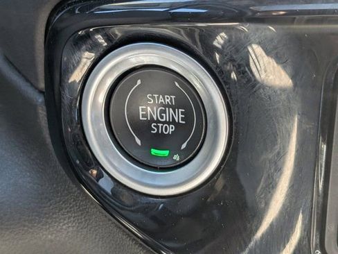 Used 2022 Chevrolet Silverado 1500 LTZ w/ LTZ Convenience Package II image 30