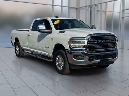 Used 2024 RAM 3500 Laramie AWD/4WD image 2