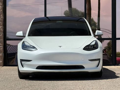 Used 2023 Tesla Model 3 Standard Range RWD image 19