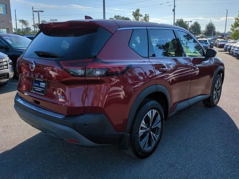 Used 2021 Nissan Rogue SV FWD image 5