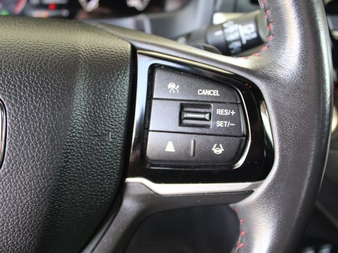 Used 2025 Honda Odyssey Sport-L image 41