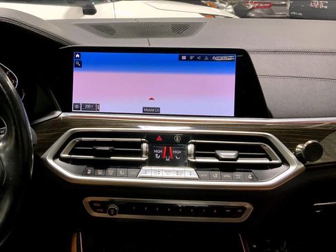 Used 2019 BMW X5 xDrive40i w/ Executive Package image 6