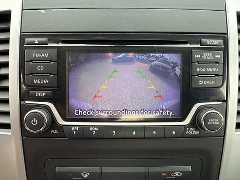 Used 2018 Nissan Frontier S image 26