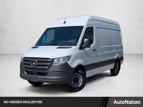 Used 2025 Mercedes-Benz Sprinter 2500 image 1