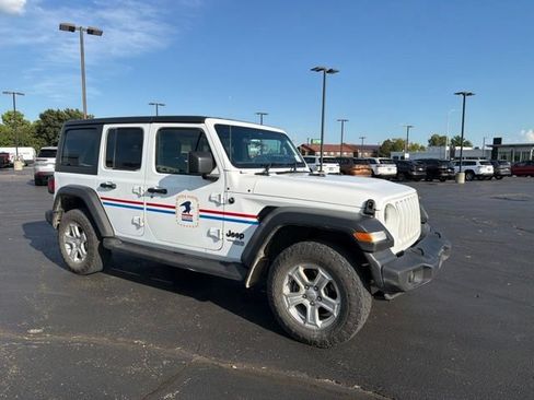 Used 2021 Jeep Wrangler Unlimited Sport w/ Cold Weather Group AWD/4WD image 1