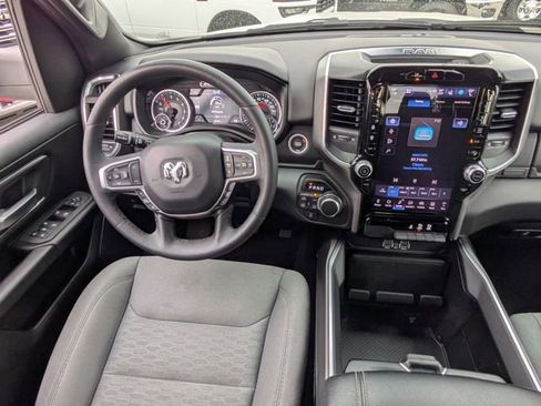 Used 2025 RAM 1500 Big Horn AWD/4WD image 17