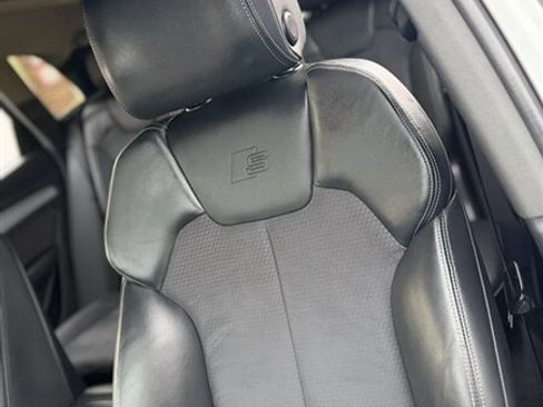 Used 2021 Audi SQ5 Premium image 32