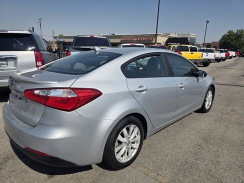 Used 2016 Kia Forte LX w/ LX Popular Plus Package FWD image 3