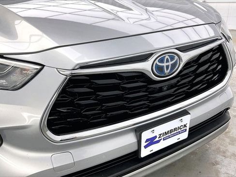 Used 2021 Toyota Highlander Platinum image 31