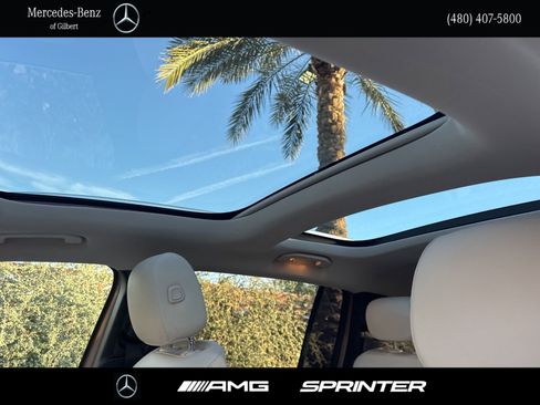 Used 2023 Mercedes-Benz GLB 250 image 16