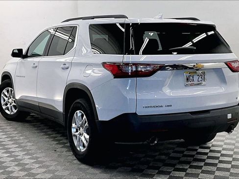 Used 2021 Chevrolet Traverse LT w/ LPO, Cargo Package AWD/4WD image 10