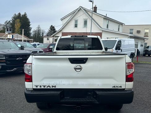 Used 2017 Nissan Titan S AWD/4WD image 5