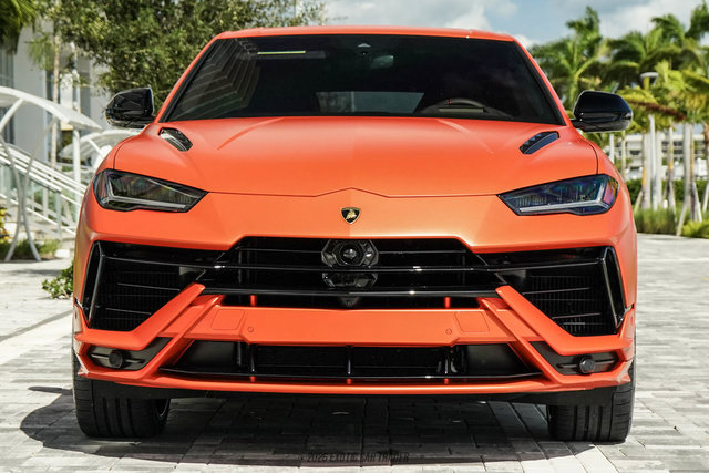 Used 2024 Lamborghini Urus S AWD/4WD image 12