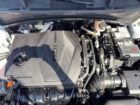 Used 2024 Kia Sportage X-Line AWD/4WD image 10