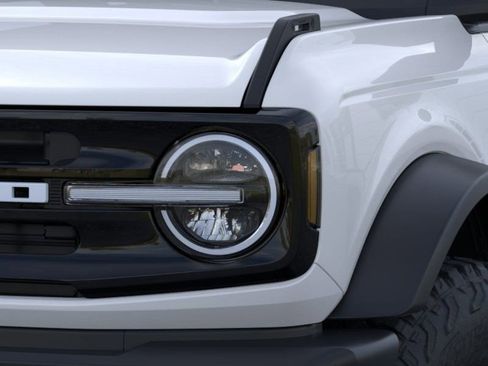 New 2025 Ford Bronco Outer Banks w/ Sasquatch Package image 21