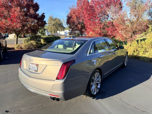 Used 2018 Cadillac CT6 Platinum image 6