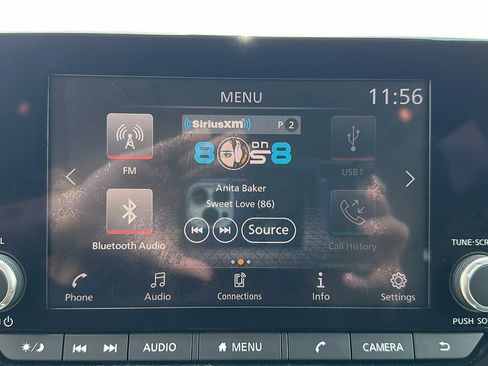 Used 2022 Nissan Pathfinder S image 18
