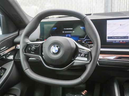 Used 2026 BMW 540i xDrive AWD/4WD image 11