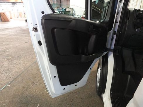 Used 2023 RAM ProMaster 3500 w/ Driver Convenience Group FWD image 19