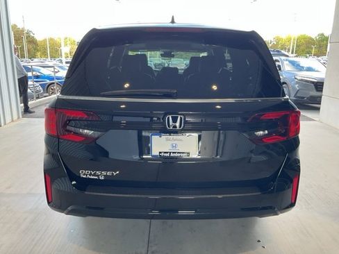 New 2026 Honda Odyssey EX-L image 23