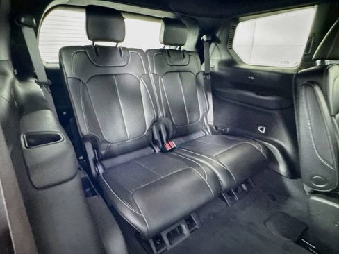 Used 2024 Jeep Grand Cherokee L Limited w/ Luxury Tech Group II AWD/4WD image 37