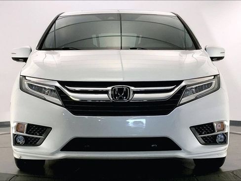 Used 2020 Honda Odyssey Elite image 2