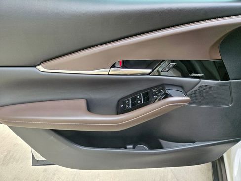 Certified 2025 MAZDA CX-30 AWD 2.5 S w/ Premium Package image 23