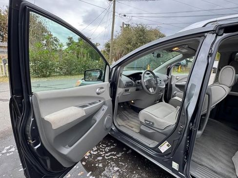Used 2009 Nissan Quest S w/ Drivers Pkg FWD image 5