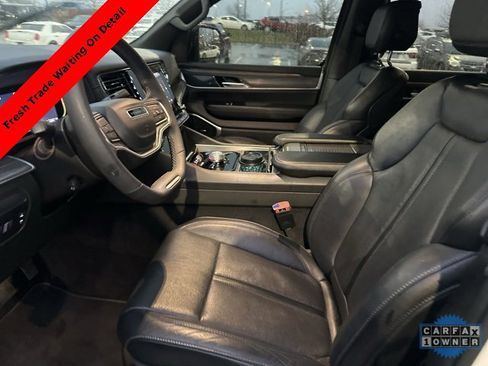 Used 2024 Jeep Wagoneer L Series II w/ Flexible Seating Group image 5