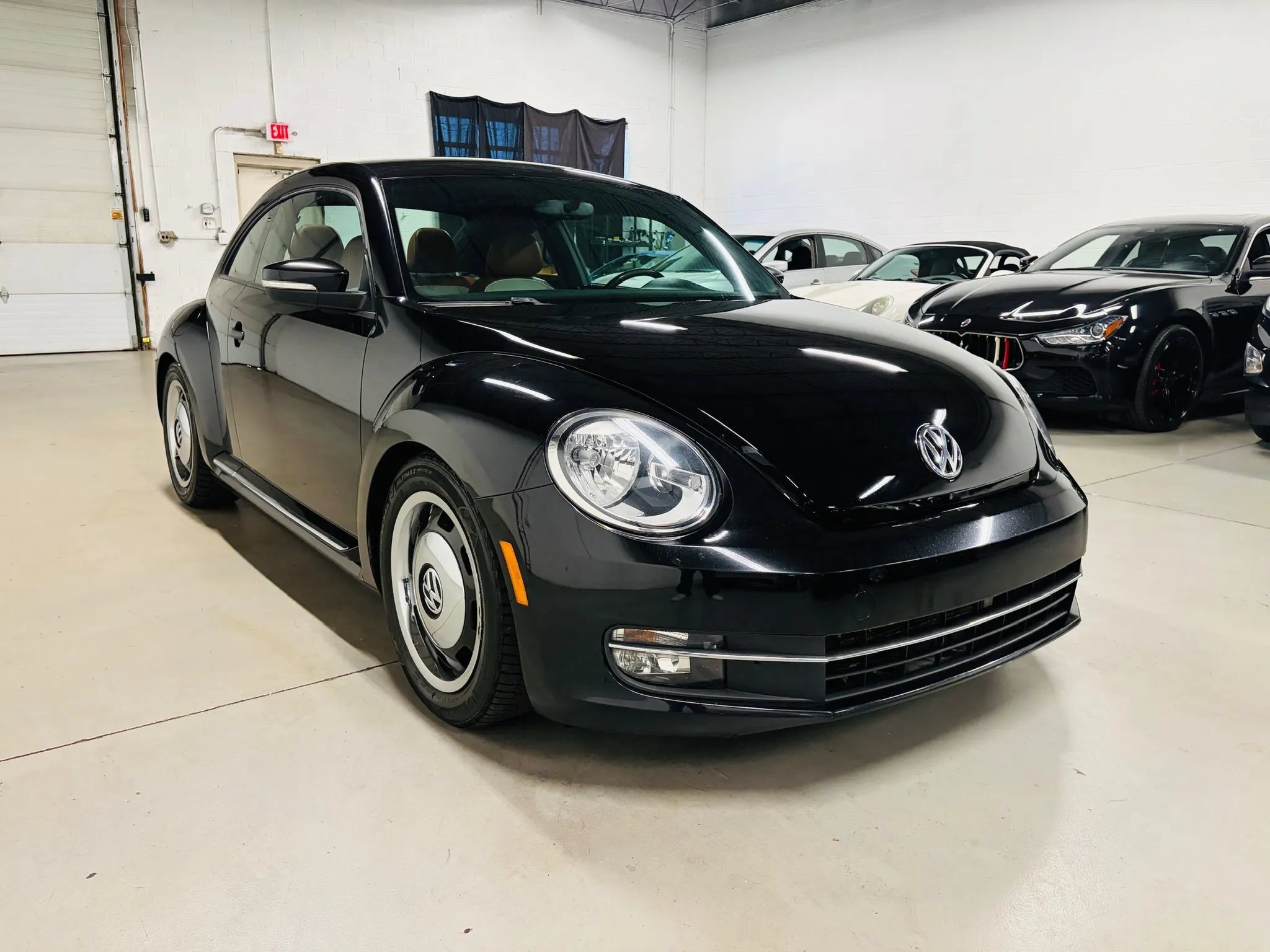 Used 2015 Volkswagen Beetle 1.8T Classic FWD image 4