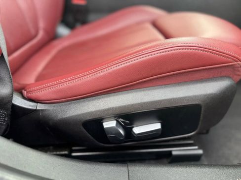 Used 2023 BMW M340i w/ Premium Package image 23