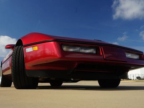 Used 1990 Chevrolet Corvette Convertible image 22